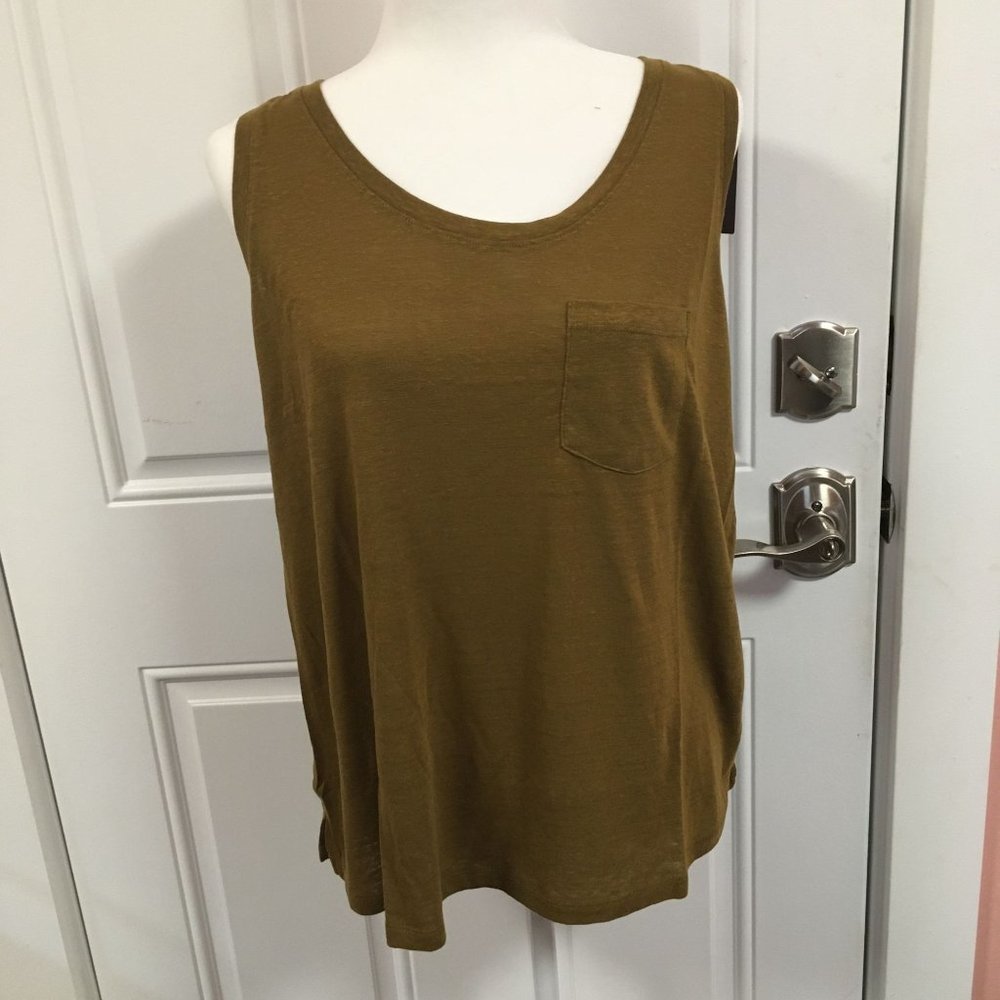 NWT Ava & Viv Pocket Tank Top - Khaki - Size 4X